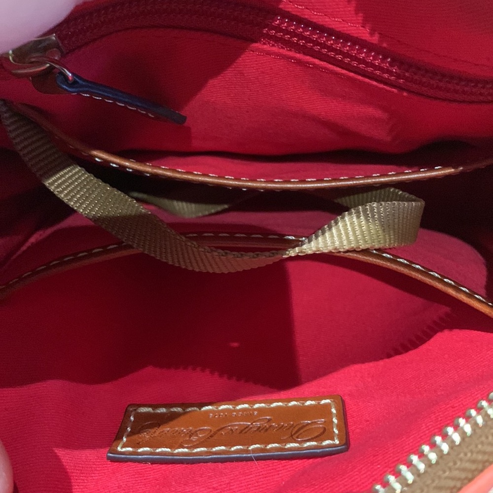 Dooney and Bourke coral pebbled leather set - Picture 2 of 4